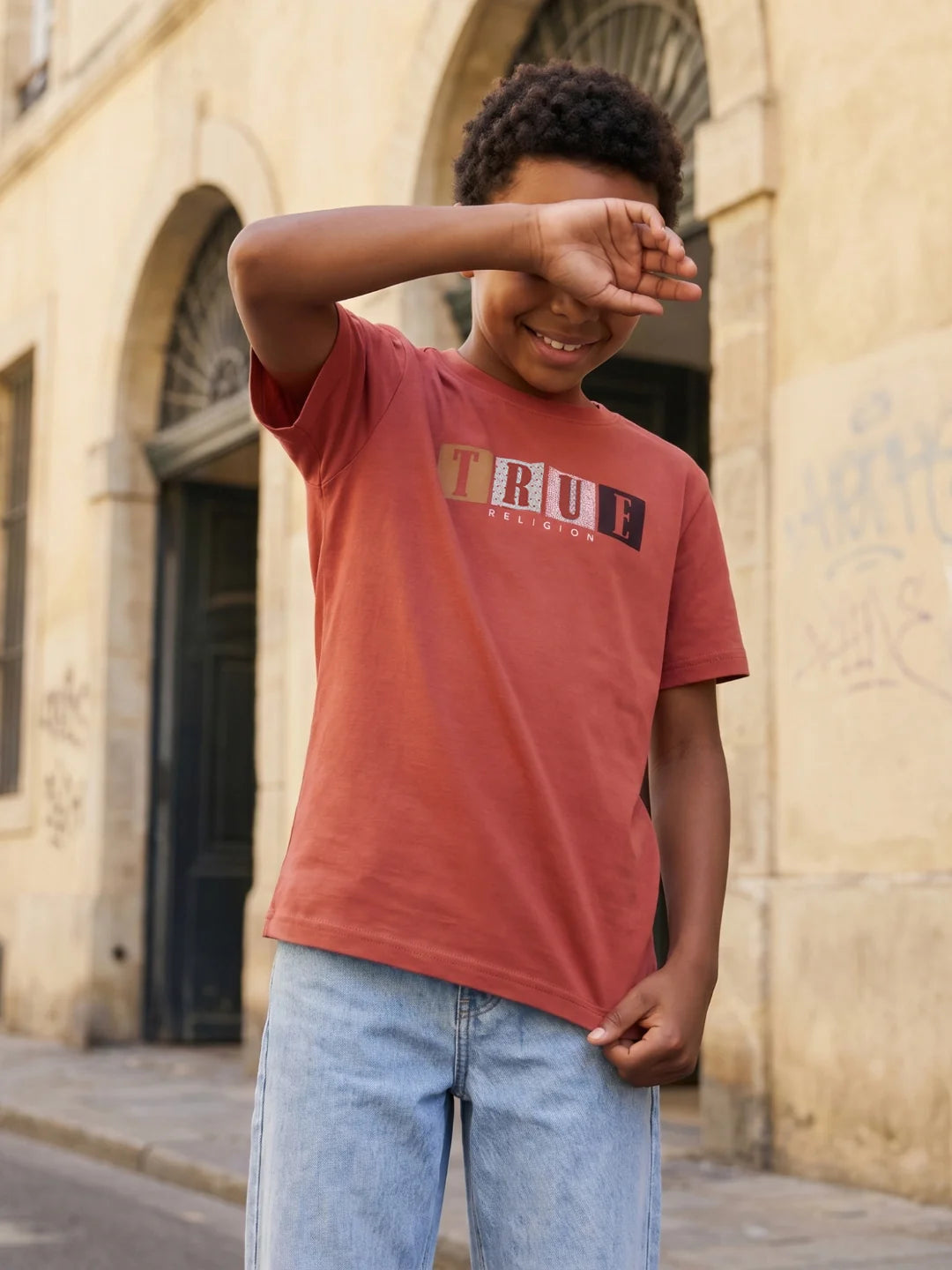 Boys Red Solid Regular Fit T-Shirt